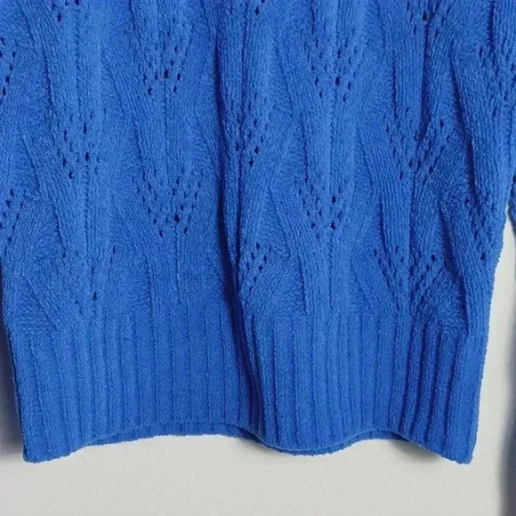 BCBGMAXAZRIA Women's Chenille Pointelle Blue Electric Sweater Size Xsmall - Picture 3 of 16